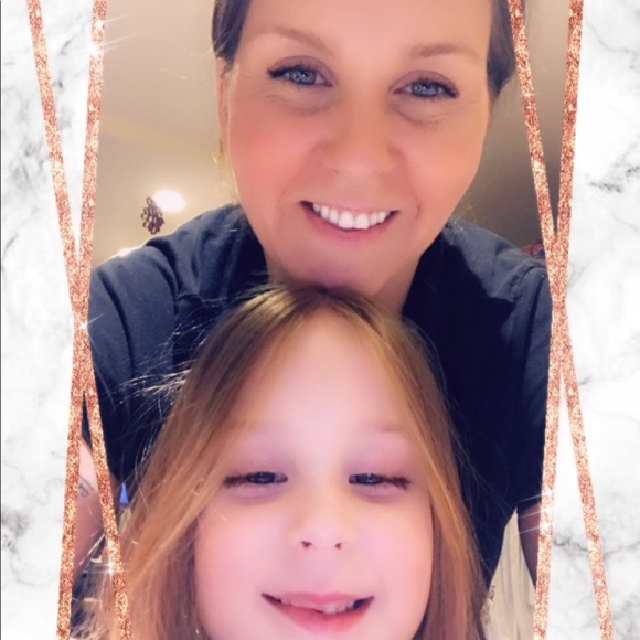 Meet your Posher, Cassie - Picture 1 of 1